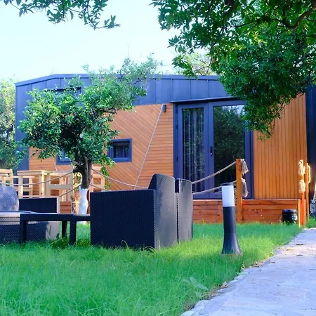مكان تخييم Mandalin Tiny Camping *